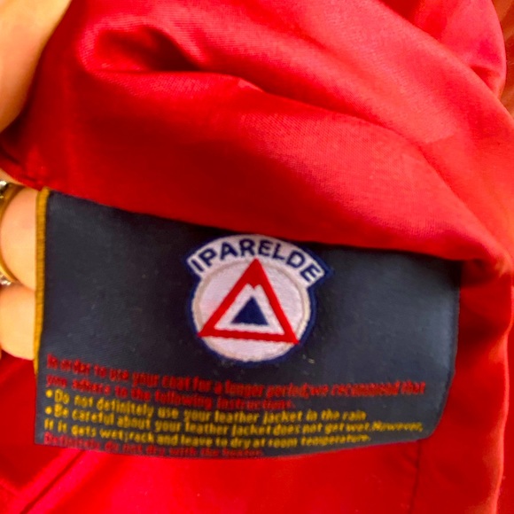 Mens Red Leather Quilted Jacket - Picture 3 of 7